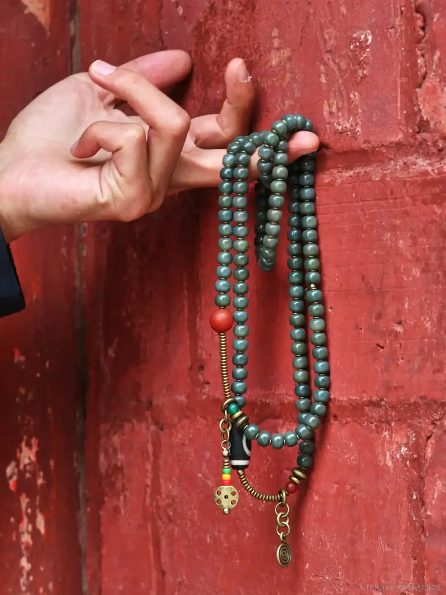 Dzi-Style Bead, Copper & Bodhi Seed 108-Bead Mala · Form 012