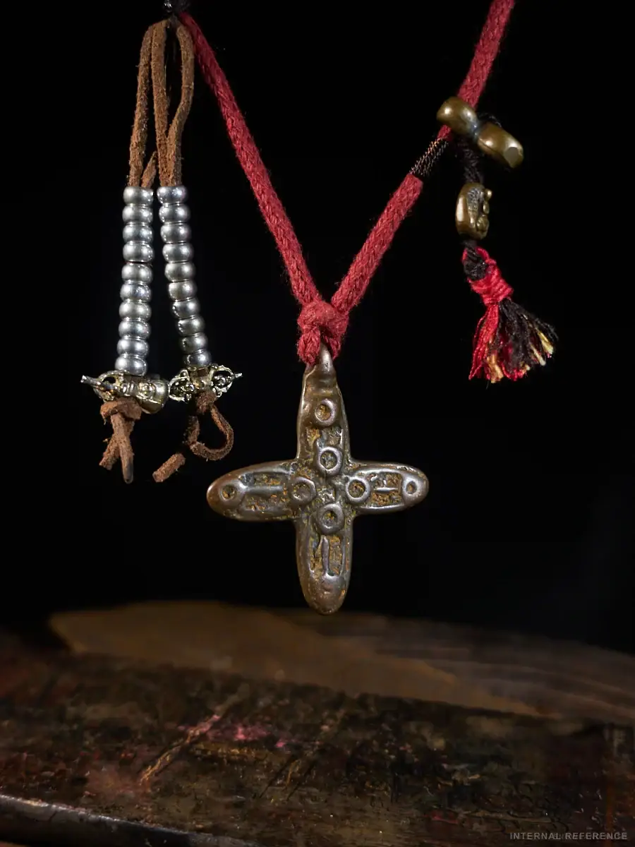 Dzi-Style Bead & Thokcha Vajra Necklace