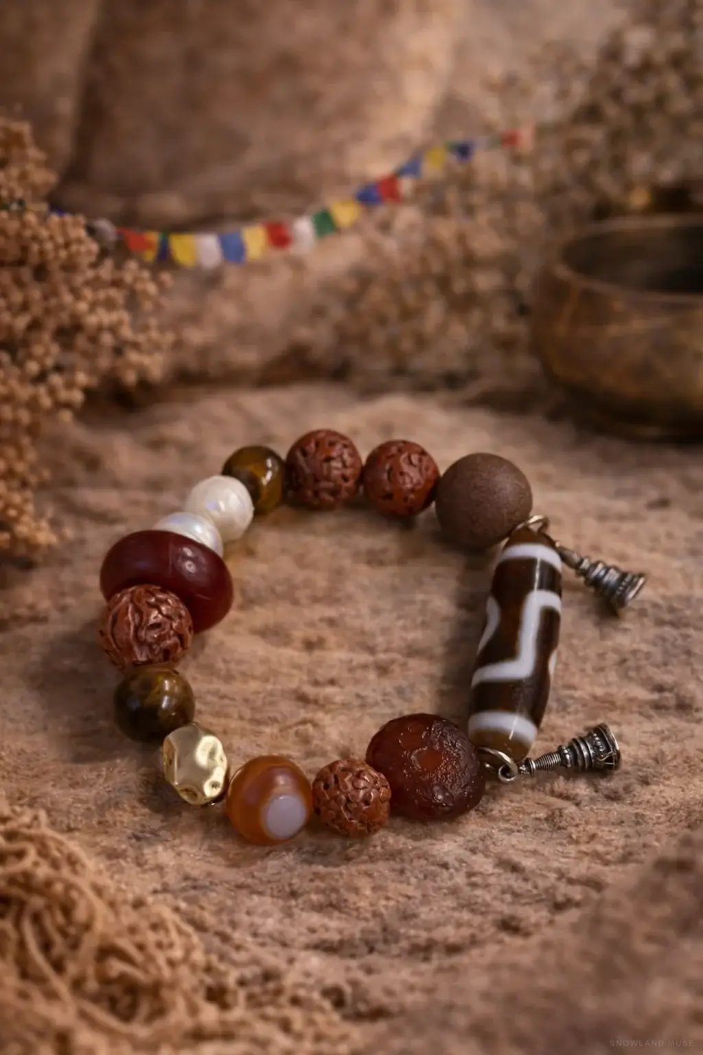 Tiger Eye, Agate & Dzi-Style Bead Bracelet
