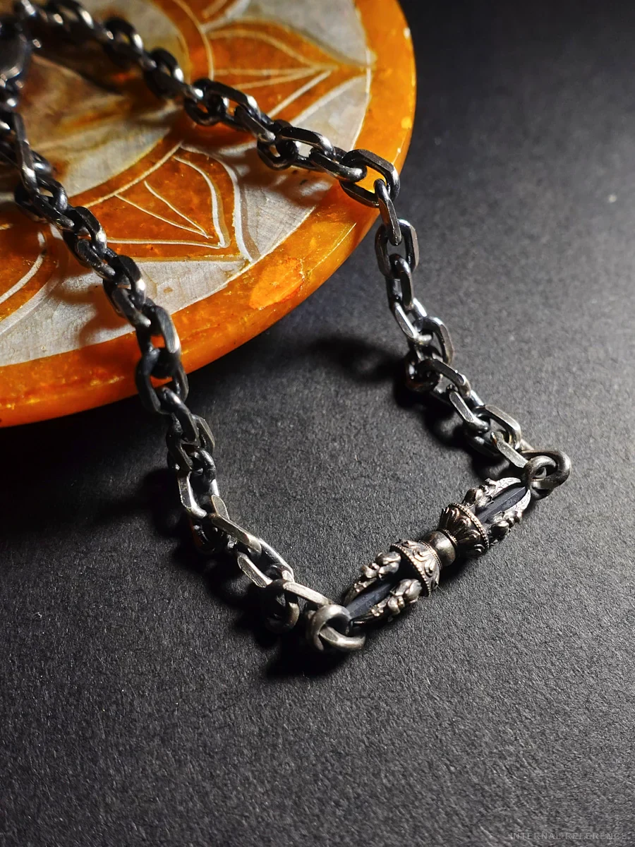 Mixed-Material Vajra Bracelet · view 1